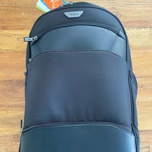 Targus Mobile VIP Laptop Backpack 15.6” 30L TSB862 Black
